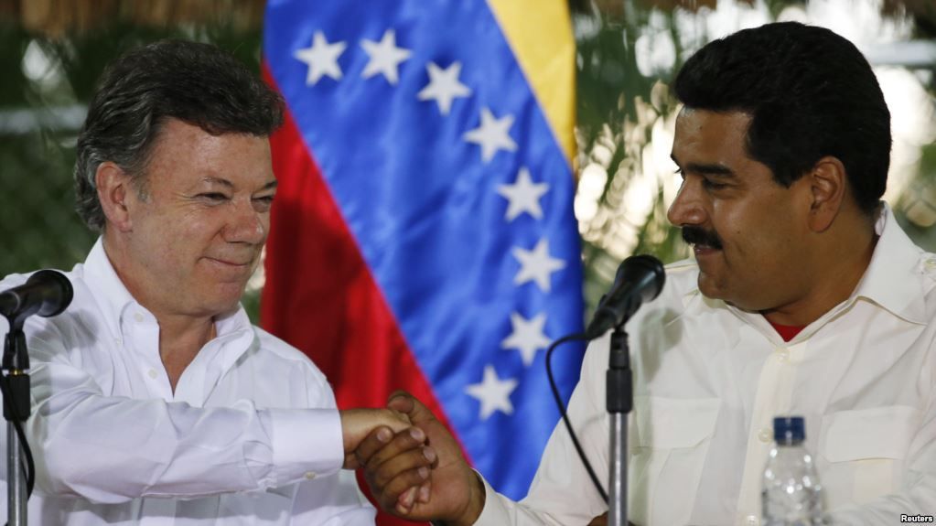 Los presidentes de Colombia y Venezuela conversaron sobre la presencia de las tropas venezolanas en territorio colombiano.