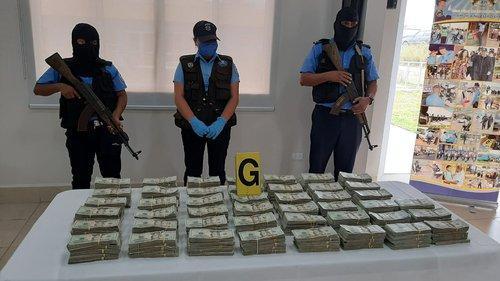 Policía incauta casi medio de dólares en Chinandega 