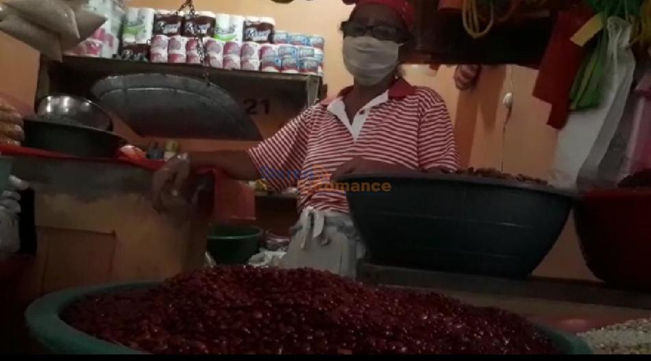 Frijoles bajan hasta 10 córdobas por libra, en mercado de Jinotepe 