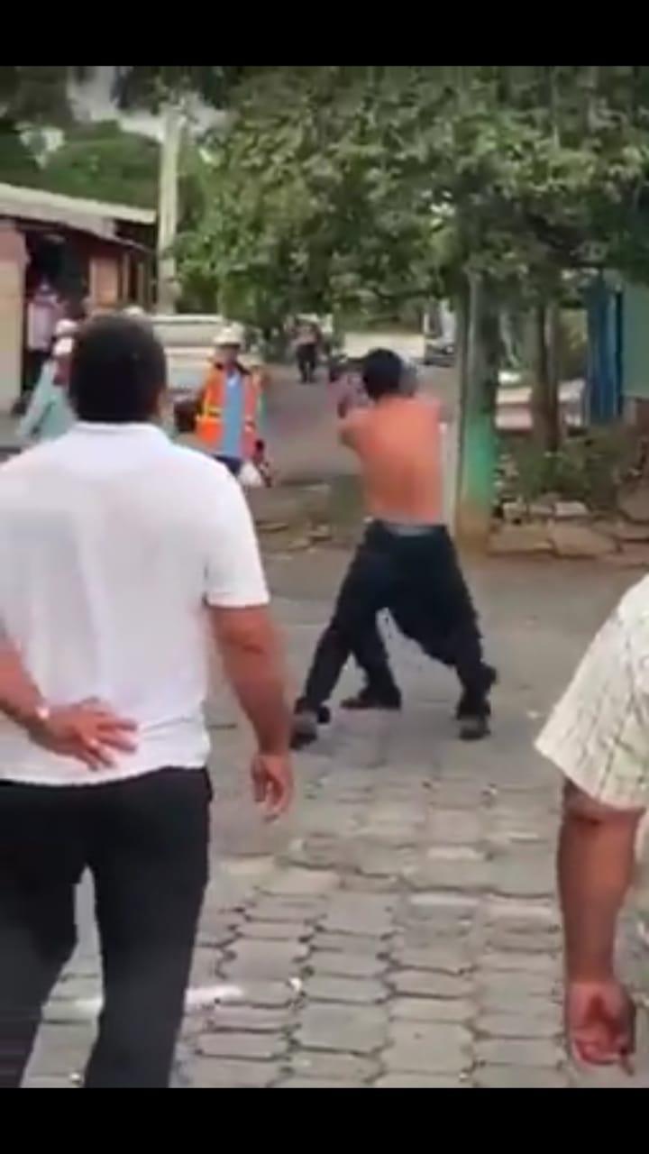Habitantes de barrio de Managua golpearon a trabajador de Unión Fenosa y aseguran no se dejarán cortar la luz