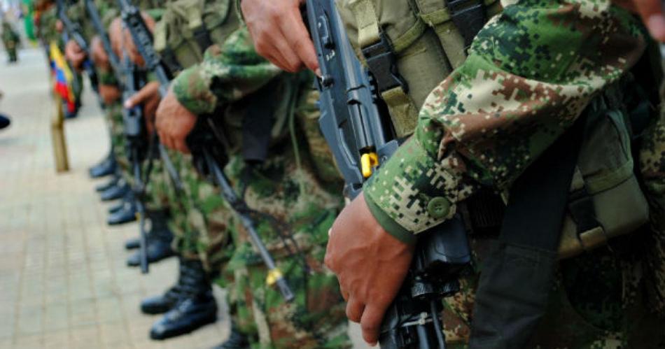 Detienen a 7 soldados colombianos por violar a niña indígena 