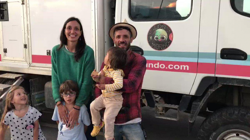 La familia famosa por recorrer el mundo en un camión está en Nicaragua y ya visitaron Carazo