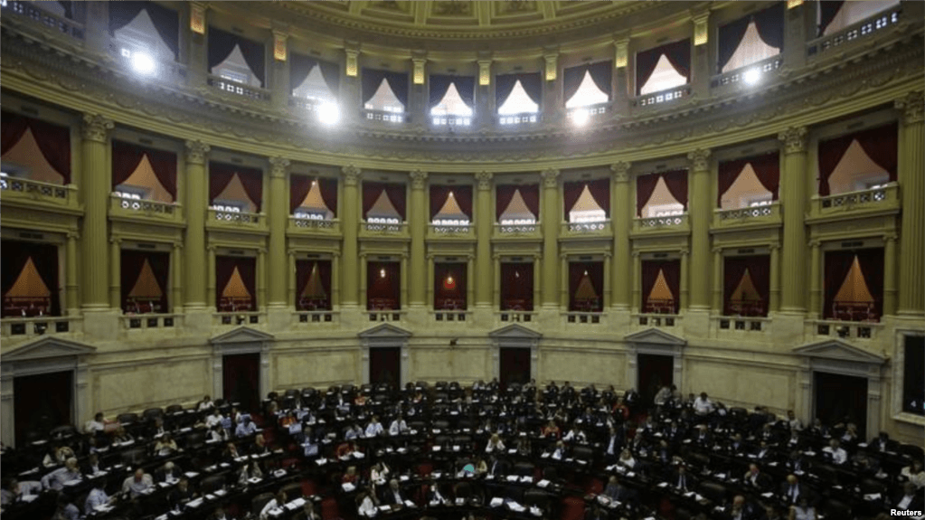 Legisladores debaten en el Congreso argentino. Buenos Aires, Argentina el 18 de diciembre de 2017.