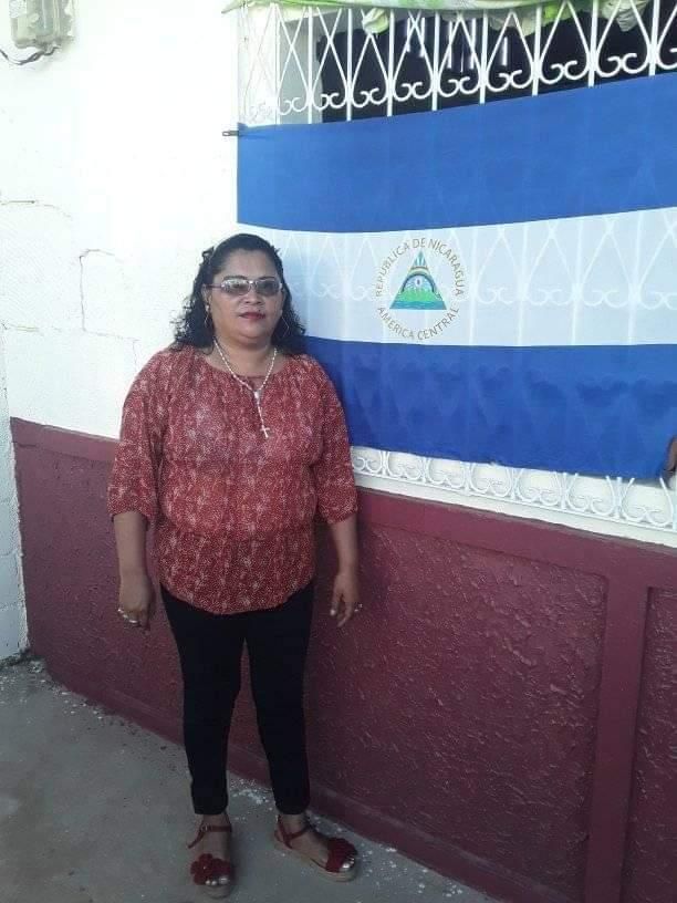 Tania Muñoz, excarcelada política manifiesta sentirse "cansada" del asedio policial y de fanáticos Orteguistas.