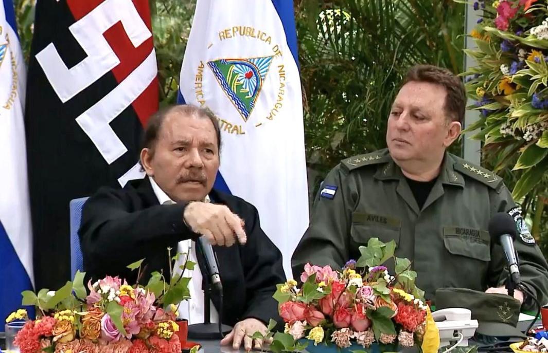 Daniel Ortega, Julio César Avilés-imagen tomada de la PRENSA