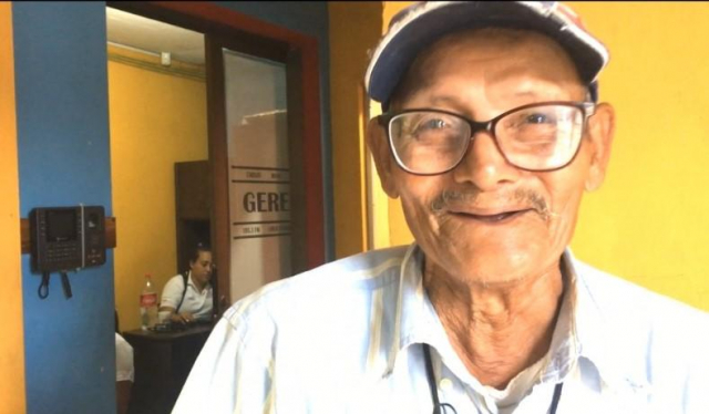 Jinotepino de 70 años sostiene su hogar vendiendo tortillas