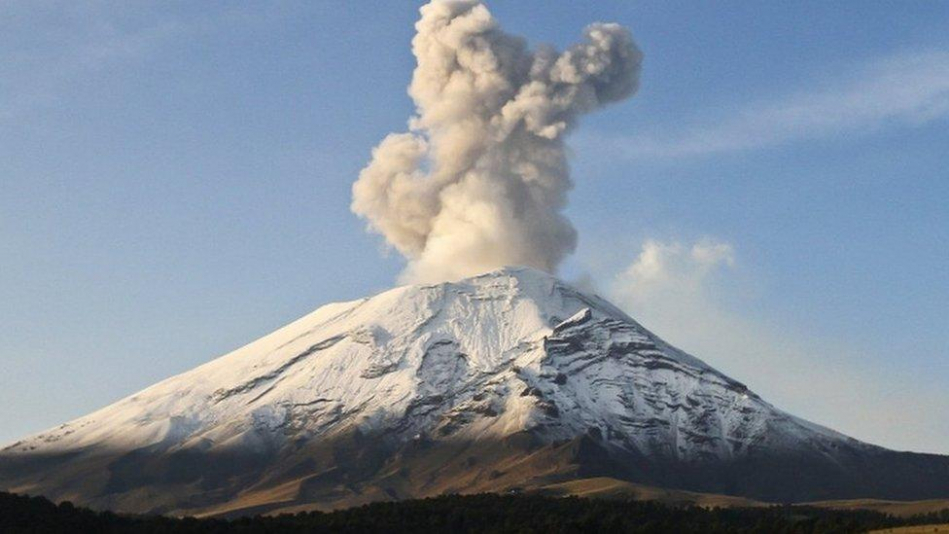 Guatemala registra actividad volcánica peligrosa, a lo que se suma amenaza de Iota