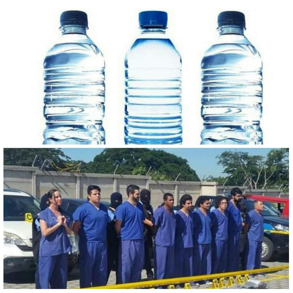 Botellas con agua nuevo simbolo de protesta contra Ortega