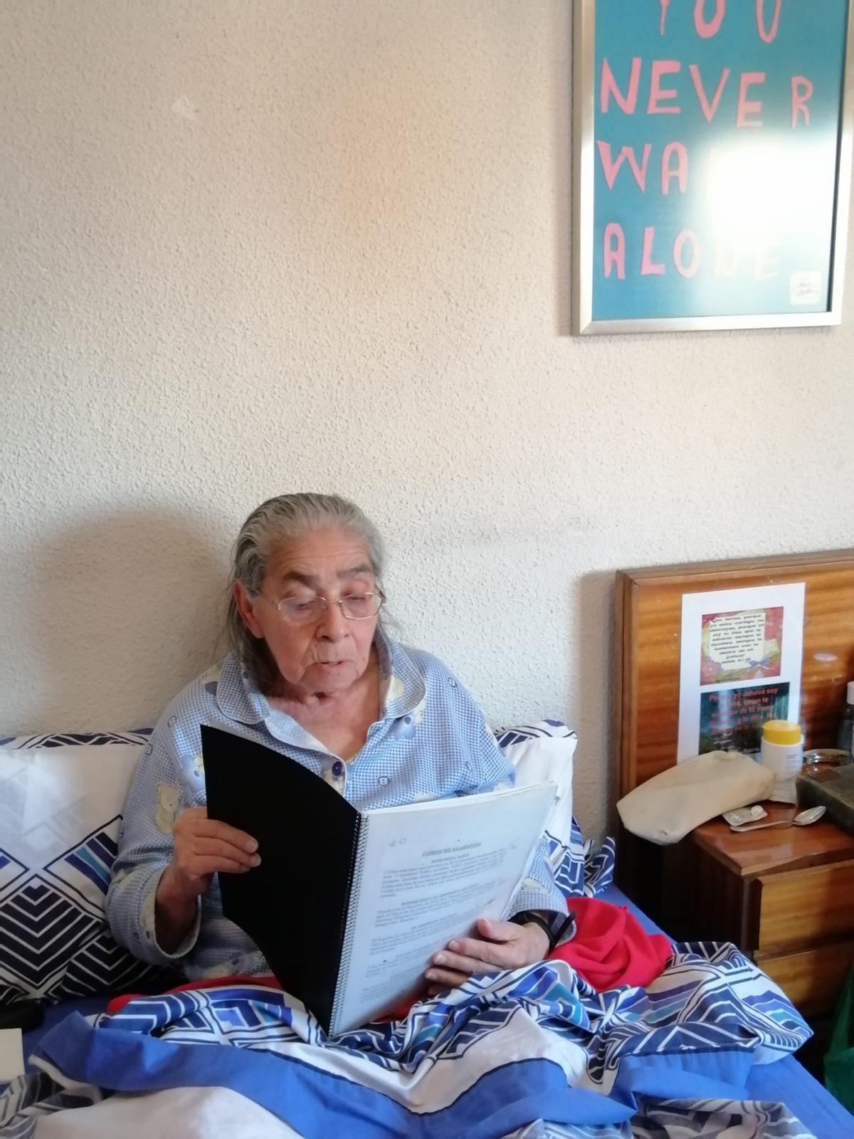 Anciana nicaragüense venció al coronavirus en España