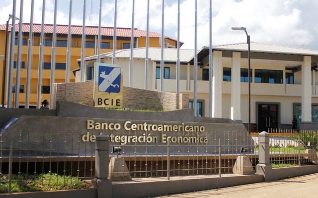 BCIE le prestará 443 millones de dólares a Nicaragua