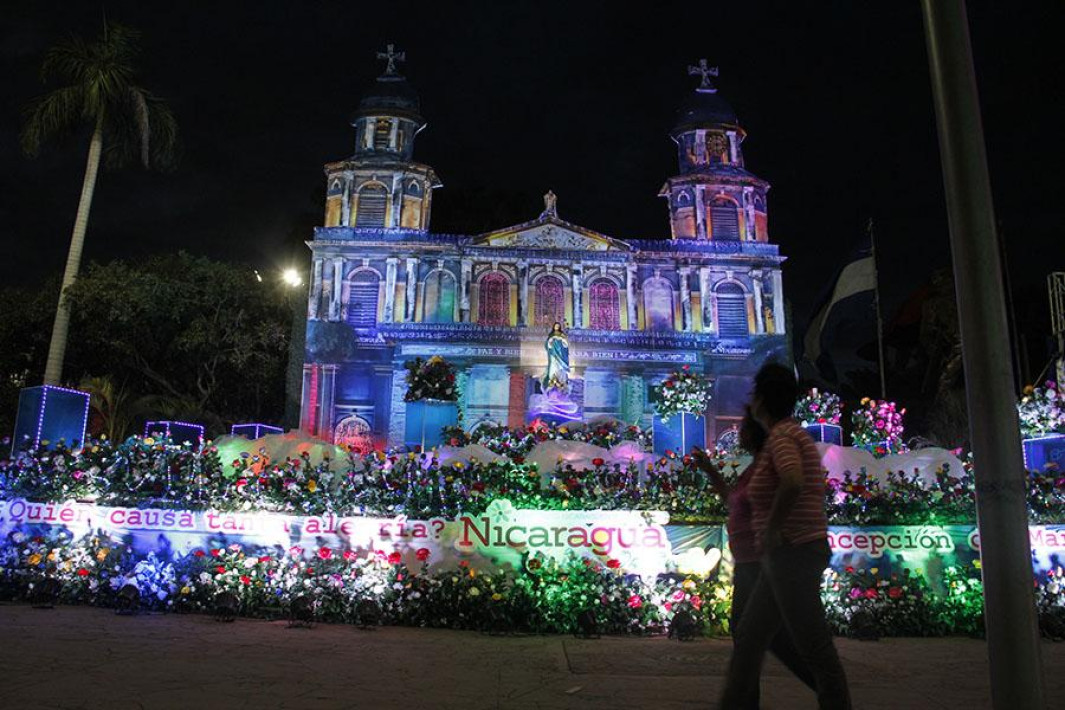 Inician instalación de altares en Managua