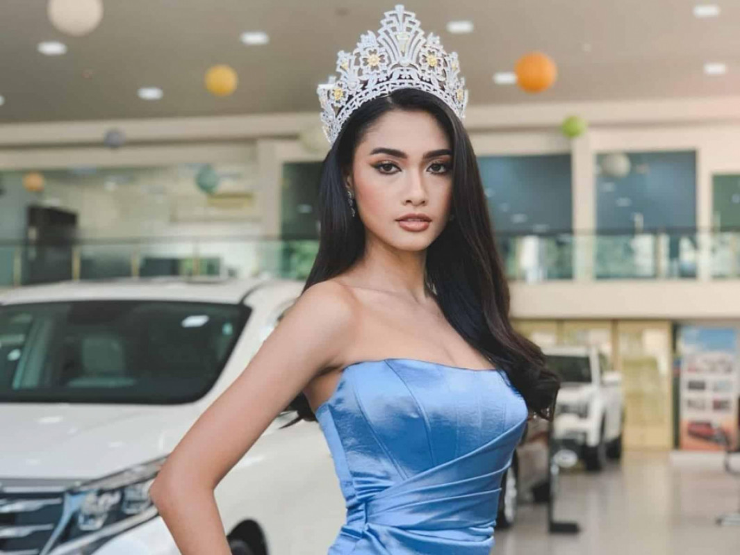Miss Birmania Myammar tiene miedo regresar a su país pues podría ir a la cárcel por denunciar golpe de Estado en Miss Universo