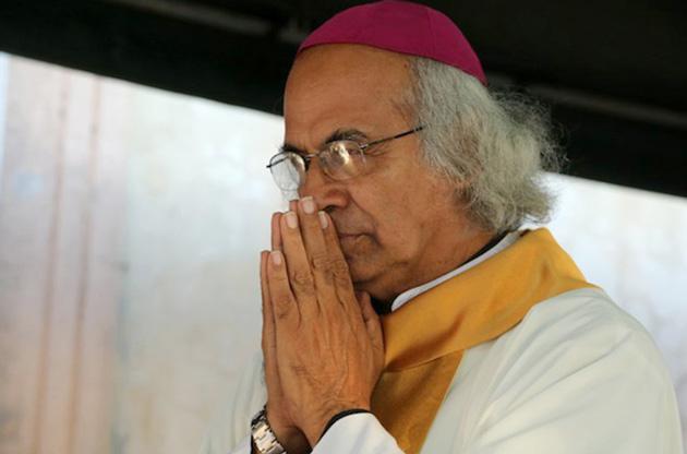Cardenal Leopoldo Brenes orando/imagen tomada de la Jornada
