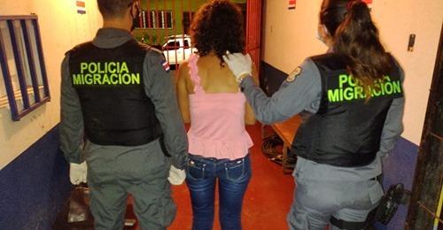 Detienen a una nica en Costa Rica, por trata de personas