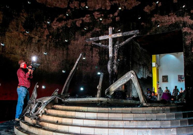 Jinotepe: actos de desagravio y octava sin pólvora por incendio en Catedral 