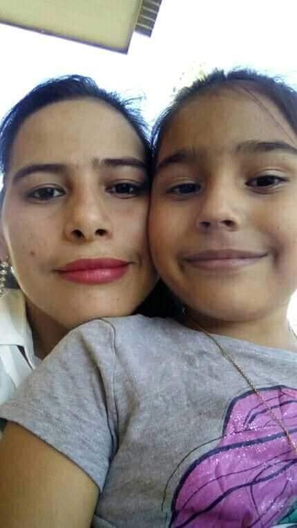  La niña de ocho años, Dolores Isamar Maltez, y su madre, Maribel Pasos Martínez, de 30 años