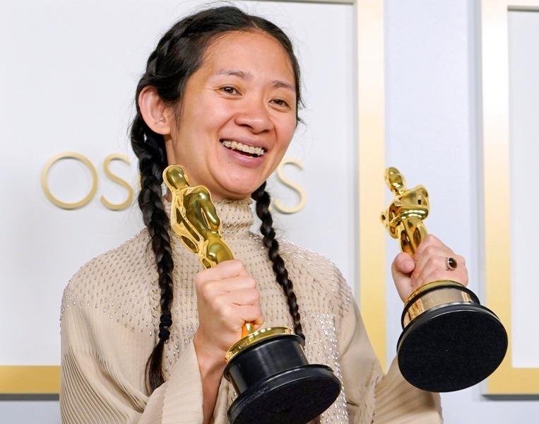 Directora china, se convirtió en la primer mujer asiática galardona por los premios Óscar