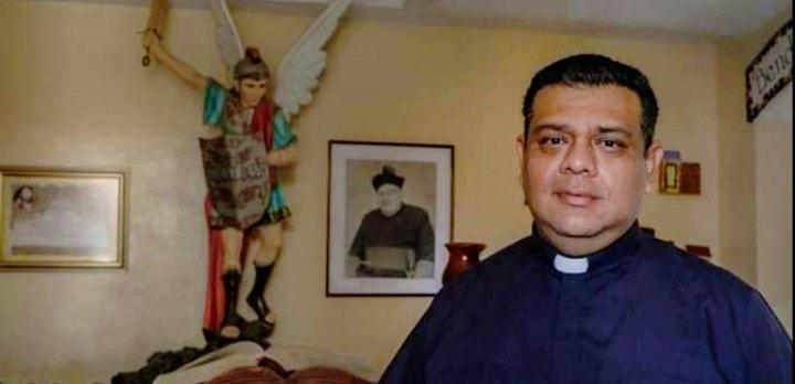 Iglesia Católica se viste de luto tras muerte de sacerdote asociada al Covid-19