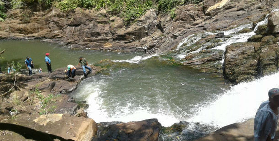 Mujer y su hija mueren ahogadas en Nueva Guinea