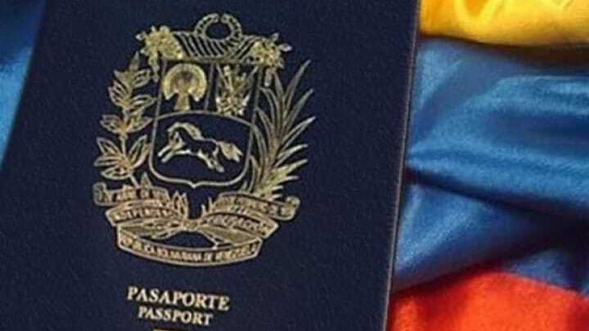Inmigrantes venezolanos ofrecen recompensa a quien encuentre pasaportes