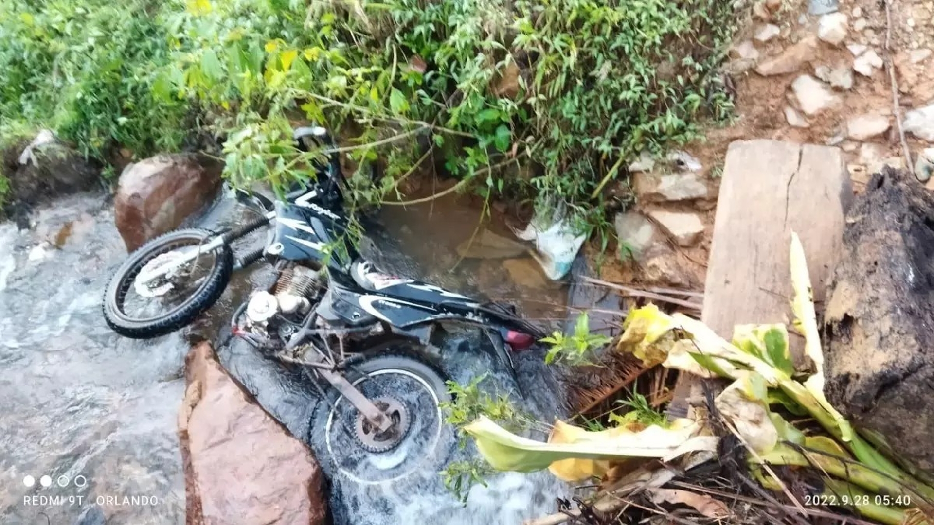 Motociclista pierde la vida al caer en una quebrada en Siuna