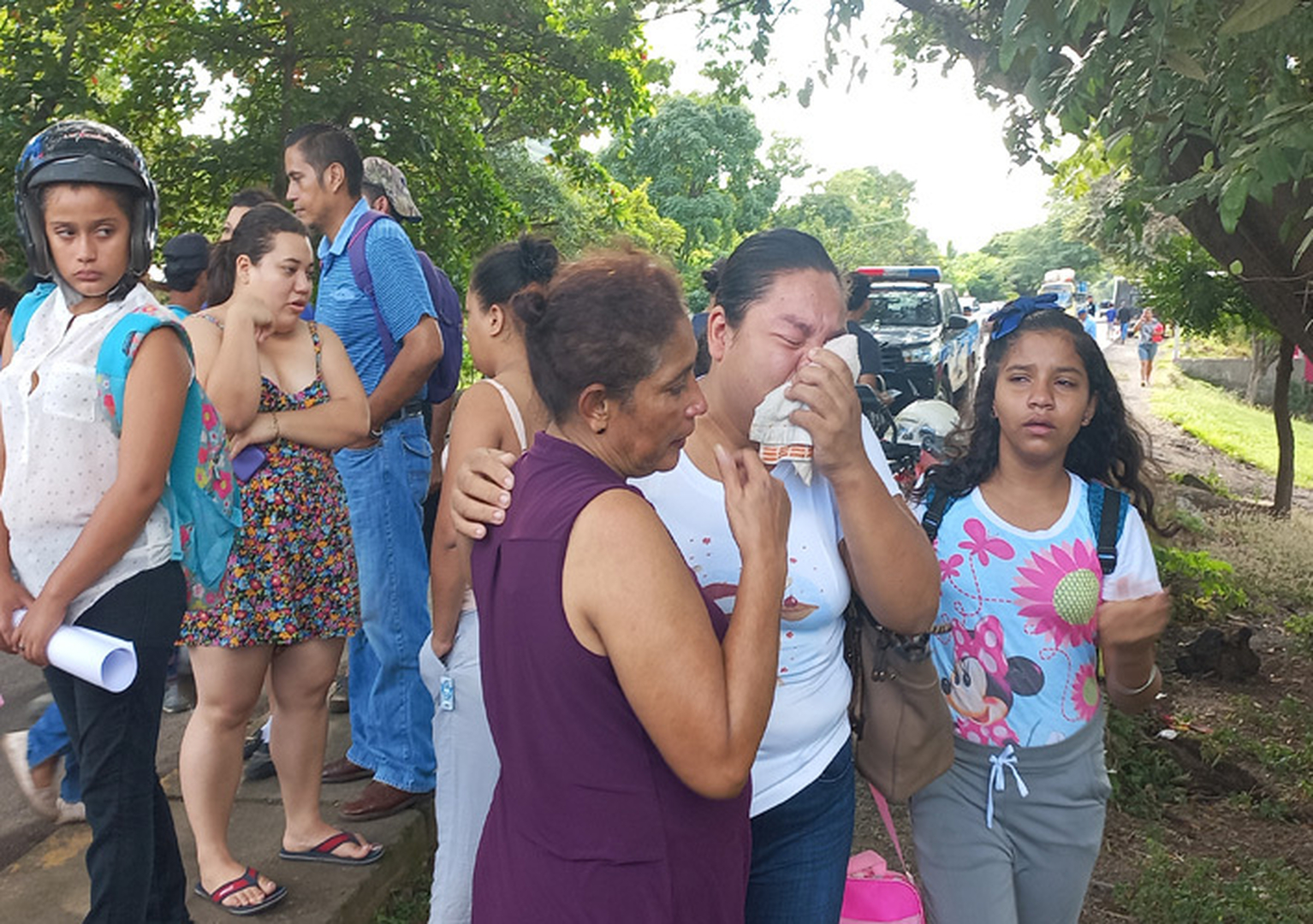 La comunidad de La Palma está de luto y piden a las autoridades coloquen reductores de velocidad en el área cercana a la escuela para evitar este tipo de tragedias.