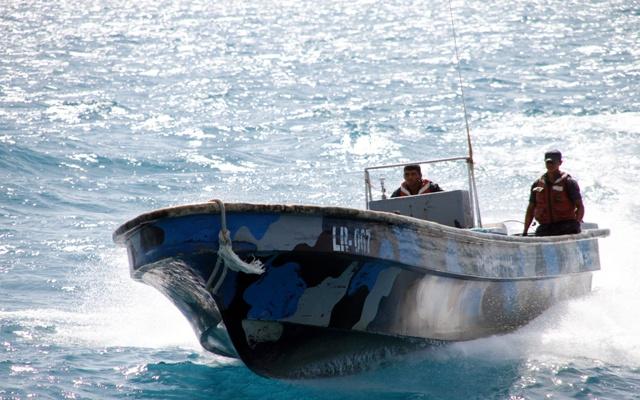 Cinco miembros de la fuerza naval desaparecieron en rescate de turistas, hace 5 días