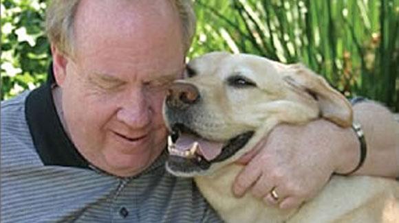 Una perrita salvó la vida de un ingeniero ciego en la tragedia del 9-11 