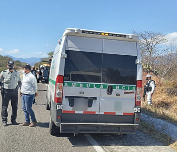 México: Nica se resiste a ser deportada y se lanza de vehículo en el que era trasladada 