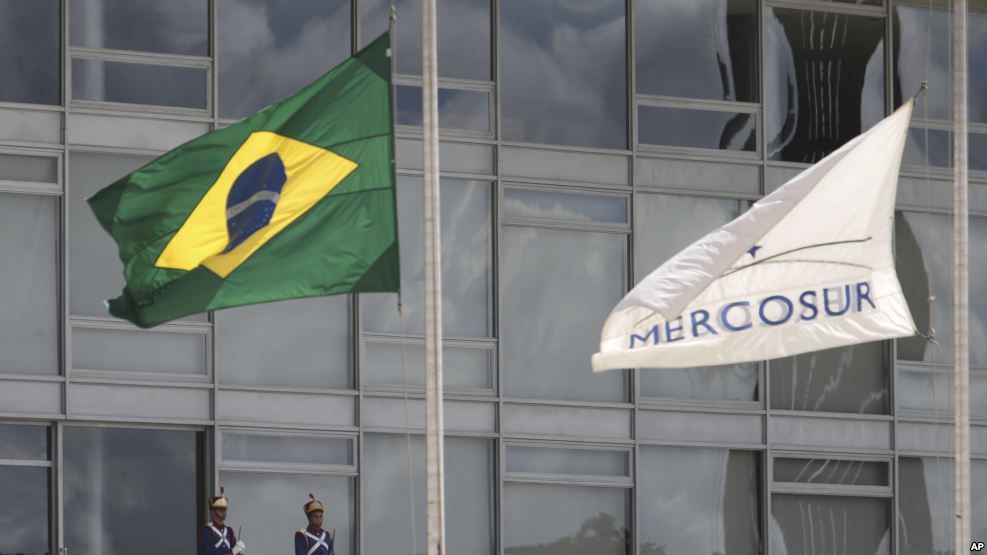 Argentina, Brasil, Paraguay y Uruguay decidieron el 1 de diciembre el "cese del ejercicio de los derechos inherentes" de Venezuela "a la condición de Estado Parte del Mercosur".