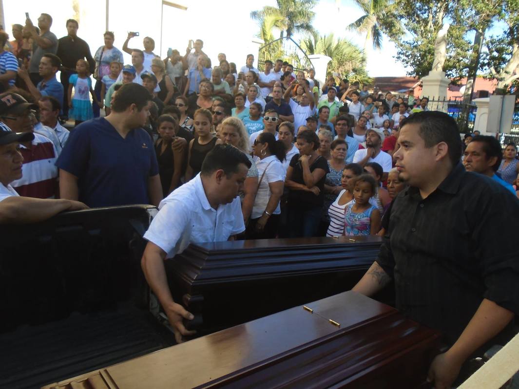Imagen de uno de los entierros trágicos de la ciudad de Jinotepe