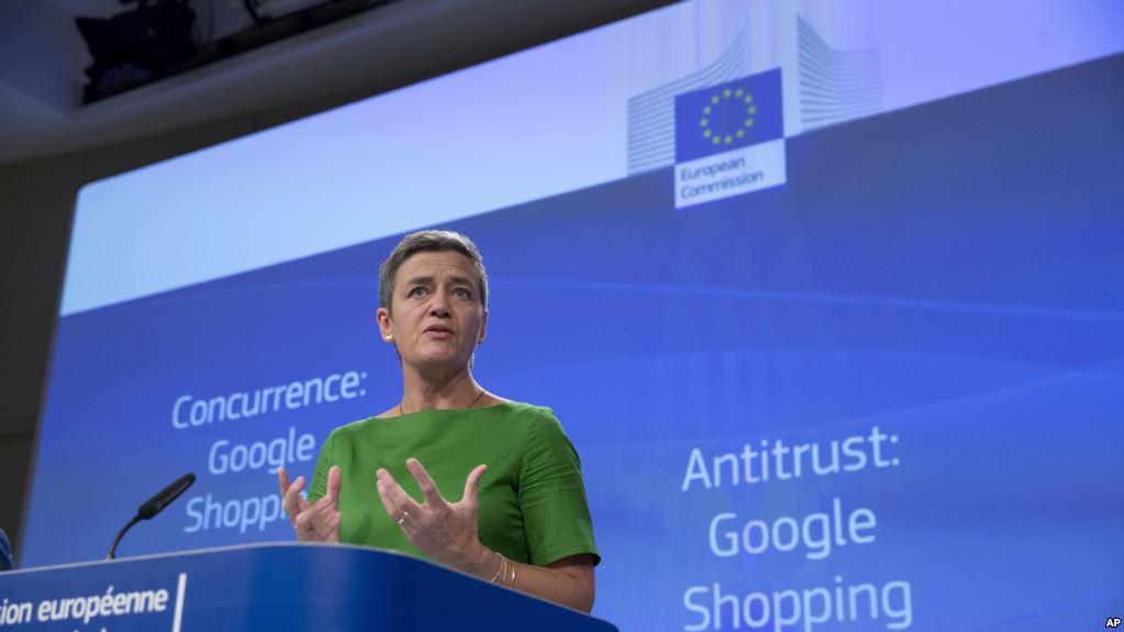 La comisionada de la Unión Europea para la competencia, Margrethe Vestager, anunció una histórica multa a Google el martes en Bruselas.
