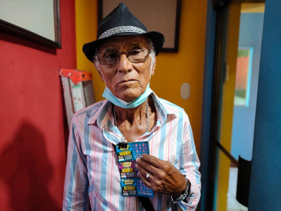 Jinotepe: vendedor de loteria solicita ayuda para encontrar o reponer billetes perdidos